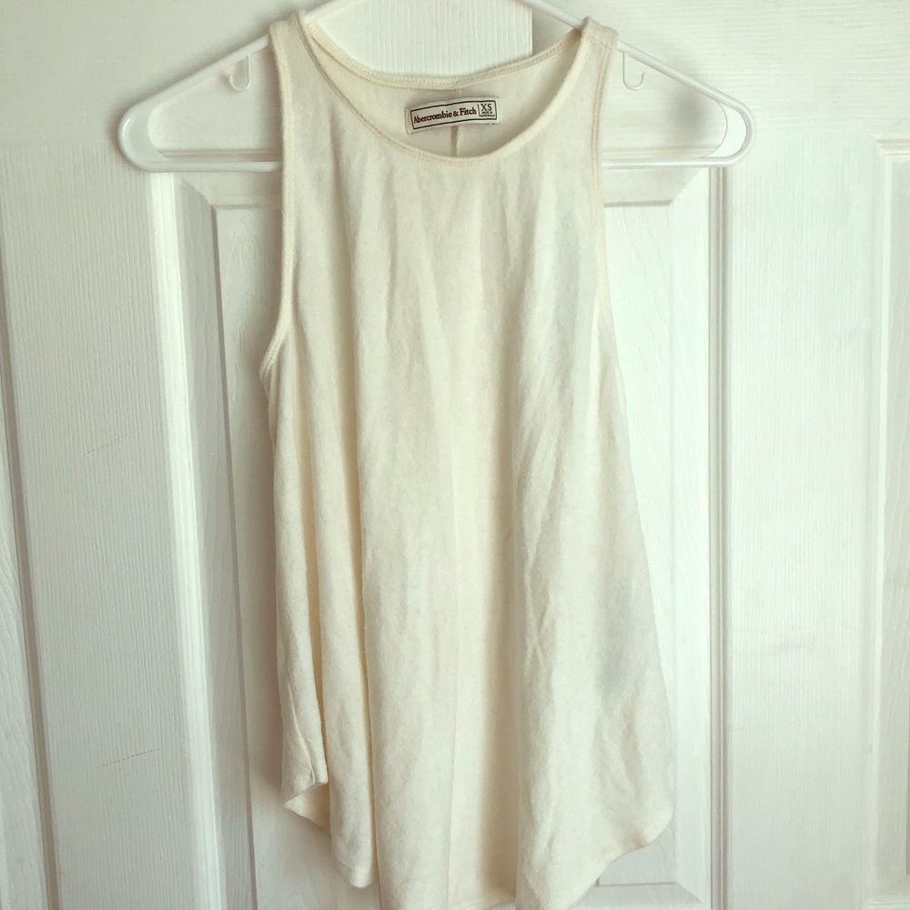 ‼️NWOT‼️ A&F Softspun Flowy Tank - Picture 3 of 6